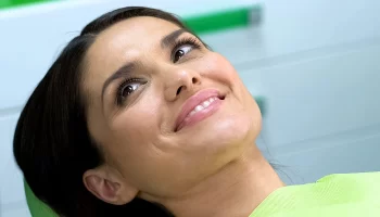 What Type of Dentures Is Most Natural Looking?